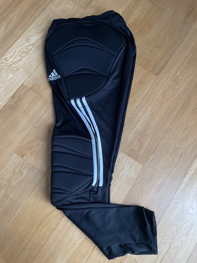 Soccer goalkeeper padded pants, Sports Equipment, Other Sports