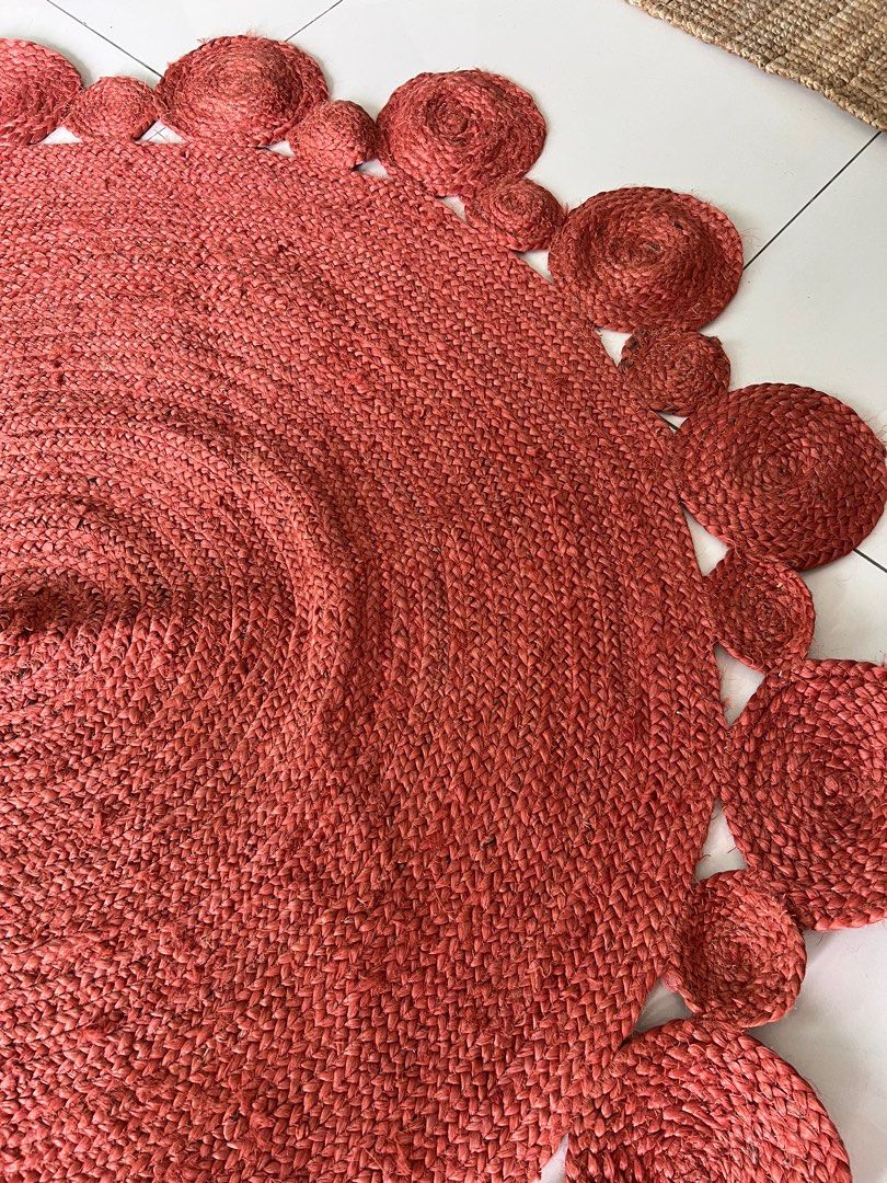 Spotlight round Jute rug carpet, Furniture & Home Living, Home Decor