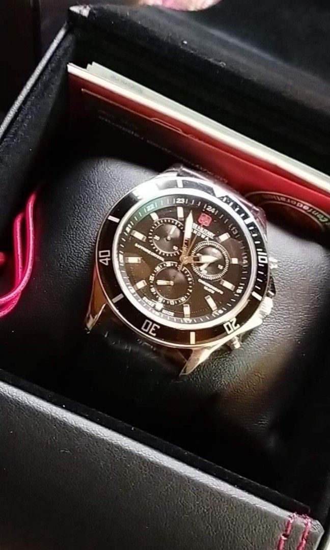 Swiss military hanowa store flagship chrono review