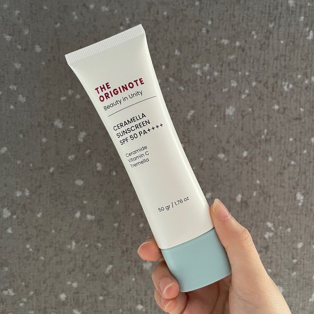 The originate hyalucera moisturizer kesehatan kecantikan kulit