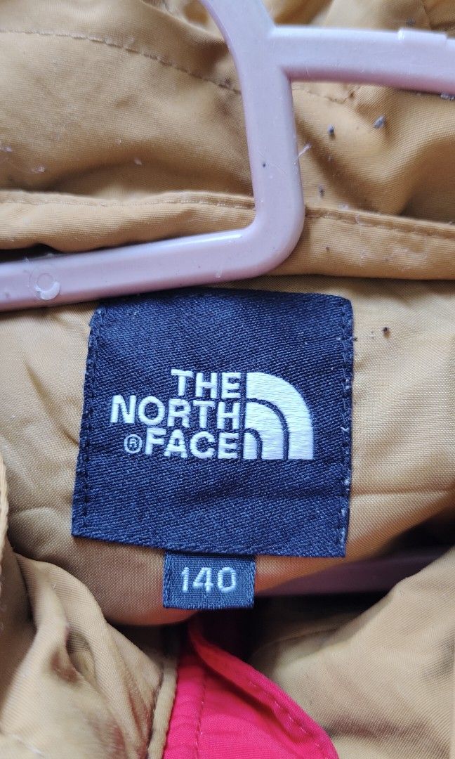 TNF jacket, Men's Fashion, Coats, Jackets and Outerwear on Carousell
