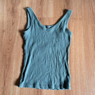 Uniqlo 2 Way Ribbed Sleeveless