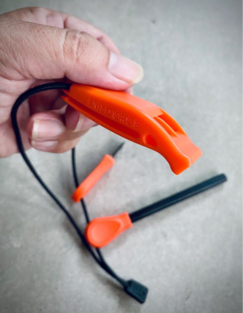 Upgraded Professional XL Ferro Rod with Safety Whistle in Mandarin