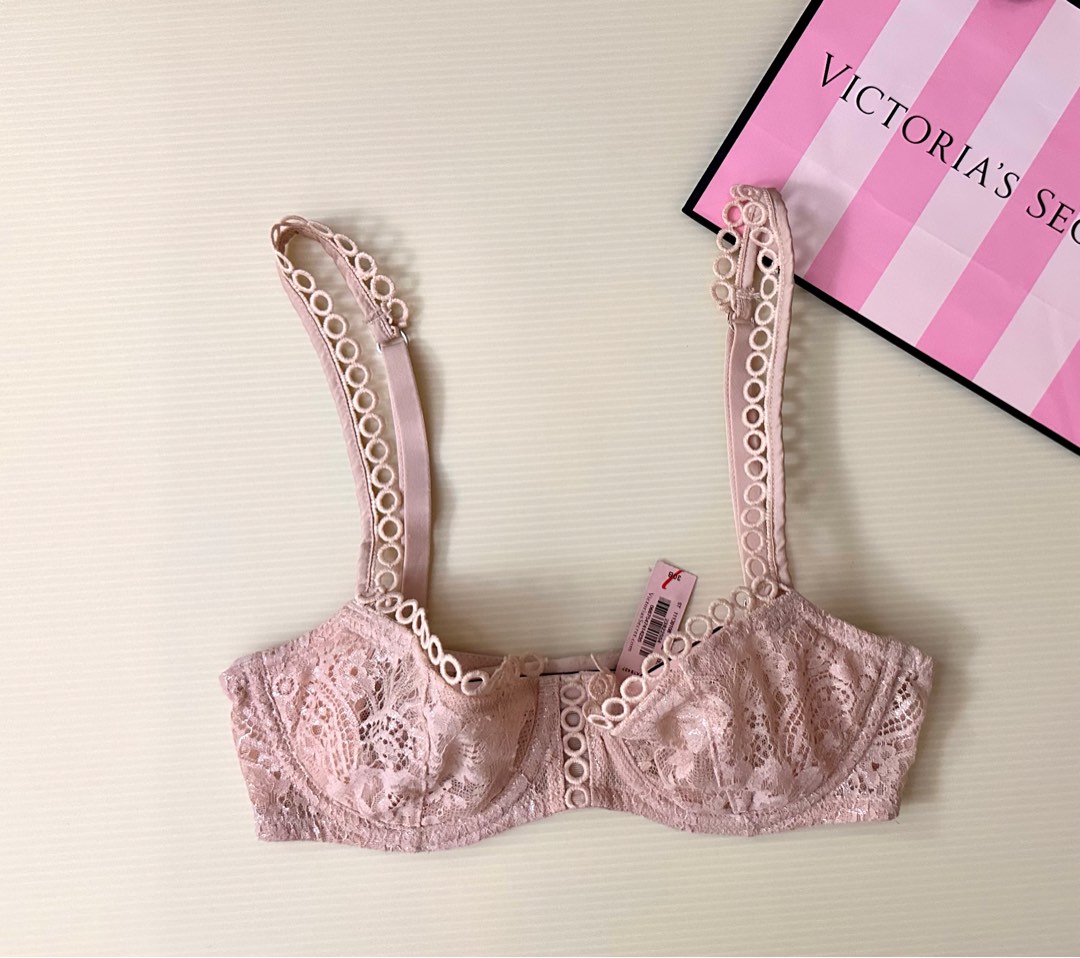 Victoria's Secret Pink Glitter 💕 Strap Push-Up Bra, Women's Fashion, New  Undergarments & Loungewear on Carousell