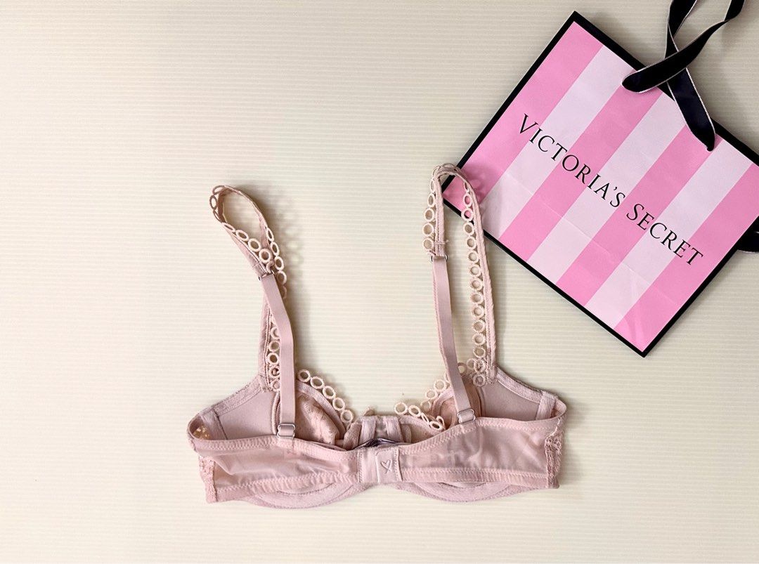 2 PINK bras, 1 Very Sexy Push-up, and 1 Dream Angels bra. All size
