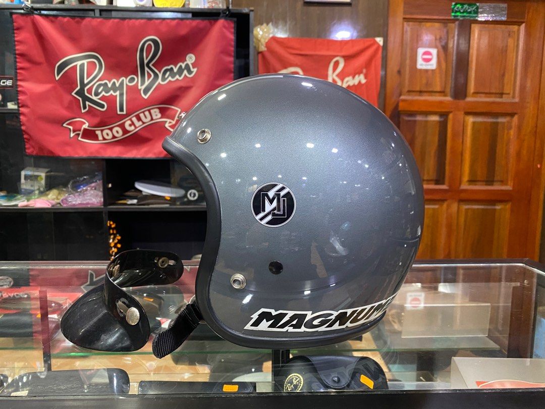 Helmet bell magnum ltd deals usa