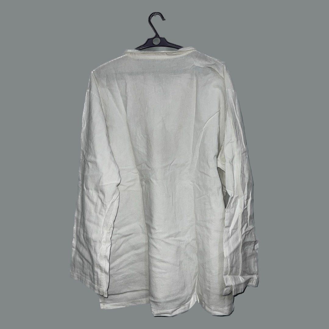 White Boho Beach Wear Long Sleeve (Category: Swim Top & Rash Guards) located in Mandaluyong City. Submitted by jadetrinidad (Listing ID 1211350685, Image 2). Description: Size: XL Bought from Paulo Collection Boracay Perfect for beach OOTD. Has a matching bottom. Check my account. .