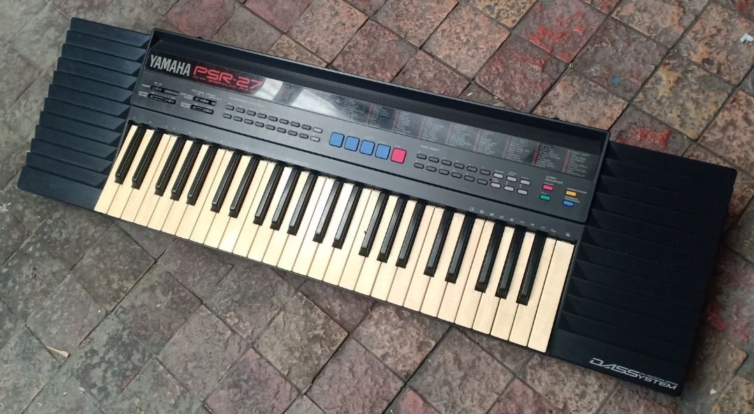 Yamaha PSR27 Keyboard, Hobbies & Toys, Music & Media, Musical