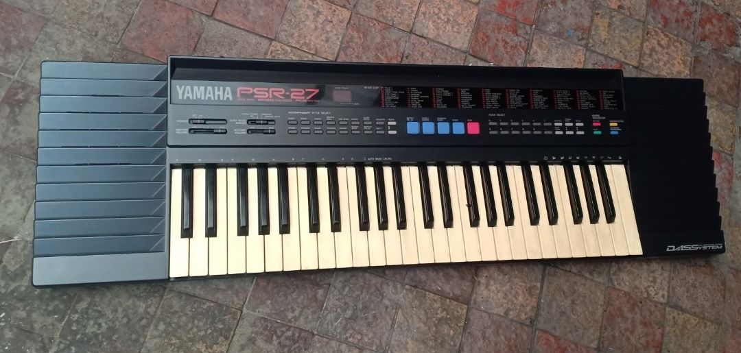 Yamaha PSR27 Keyboard, Hobbies & Toys, Music & Media, Musical