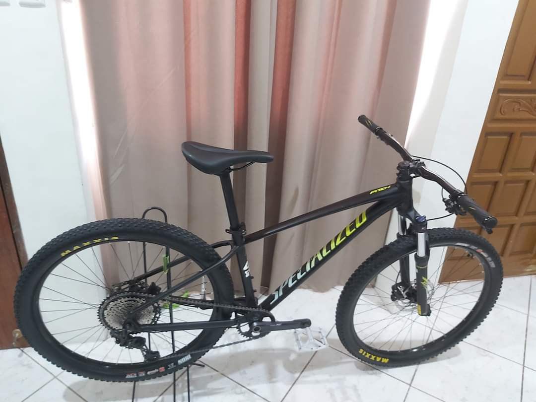 Specialized pitch shop expert x1