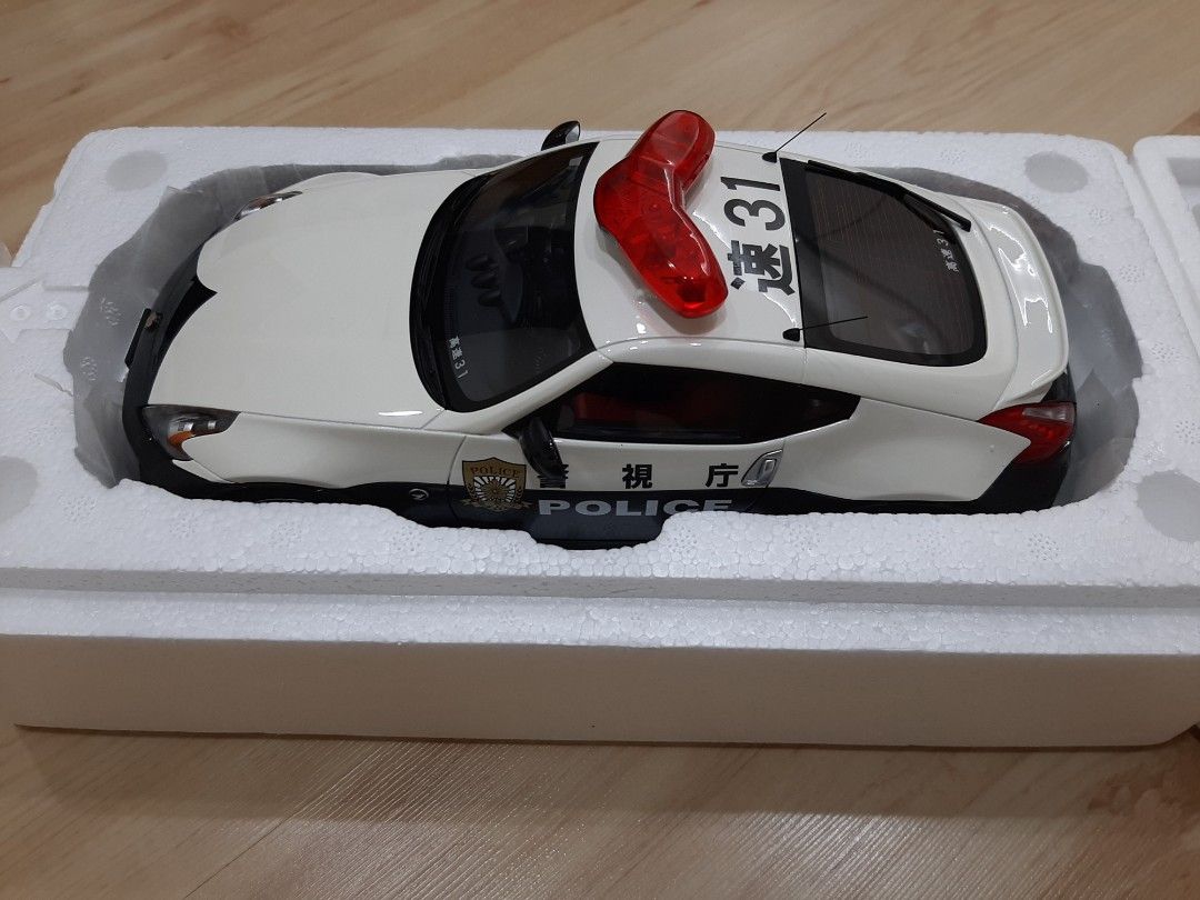 日本限定400台] RAI'S 1/18 Nissan Fairlady Z Nismo Z34 警視廳公路