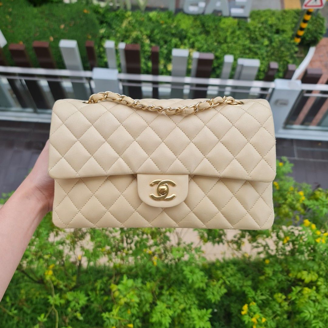 Chanel Classic Medium Double Flap 20B Ivory Chevron Caviar Leather, Shiny  Gold Hardware, Preowned in Box