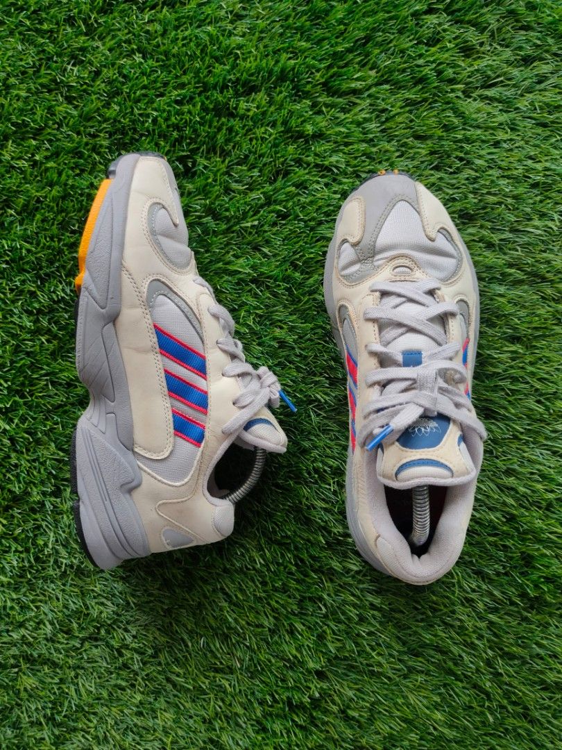 nmd r2 harvest black