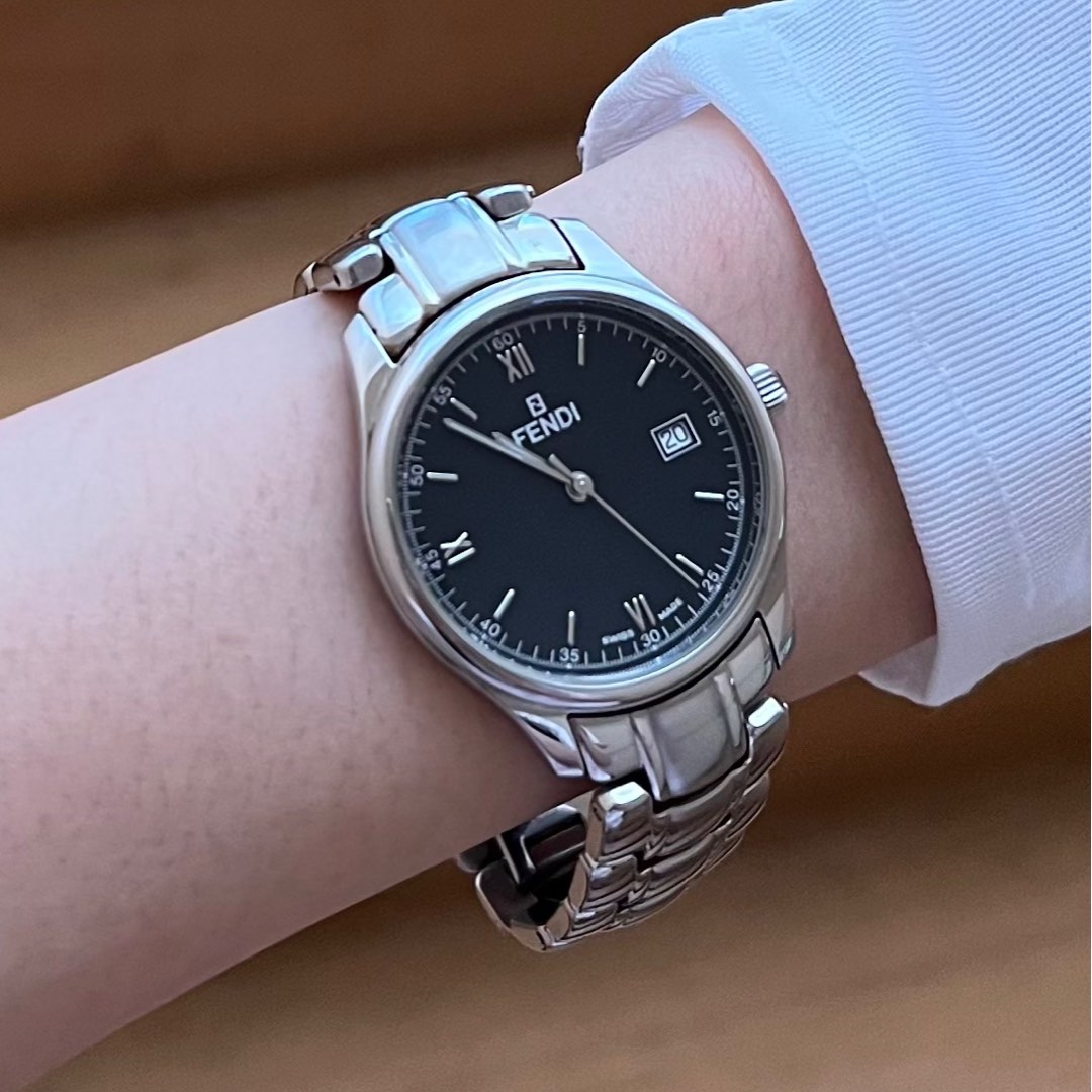 Fendi 210g watch on sale