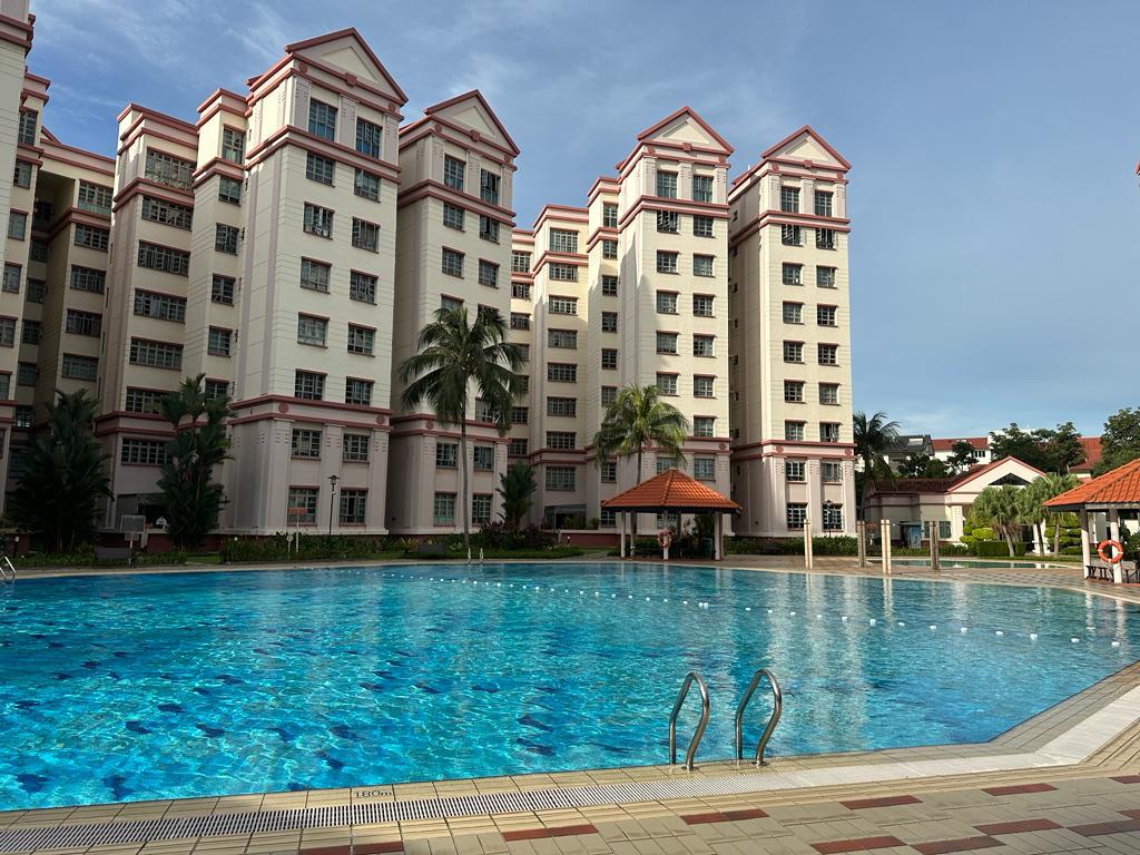 Azalea Park Condominium, Property, Rentals, Room Rentals on Carousell