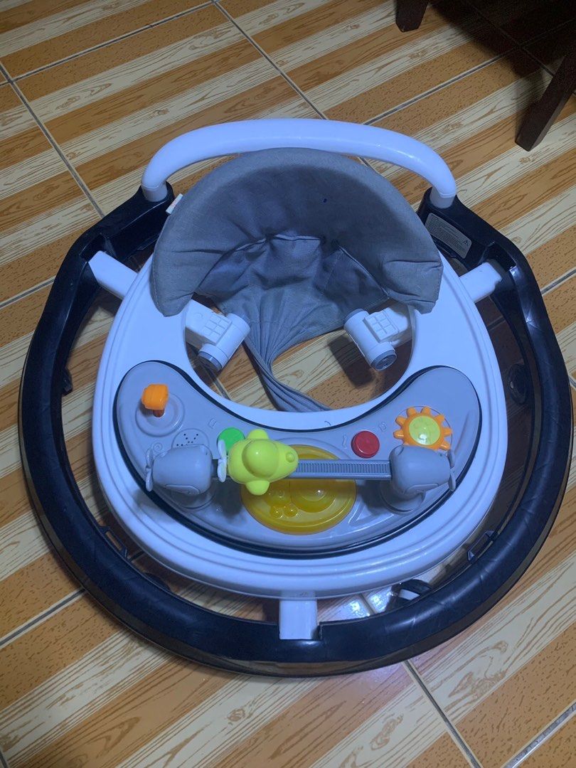 Baby Walker, Babies & Kids, Infant Playtime on Carousell
