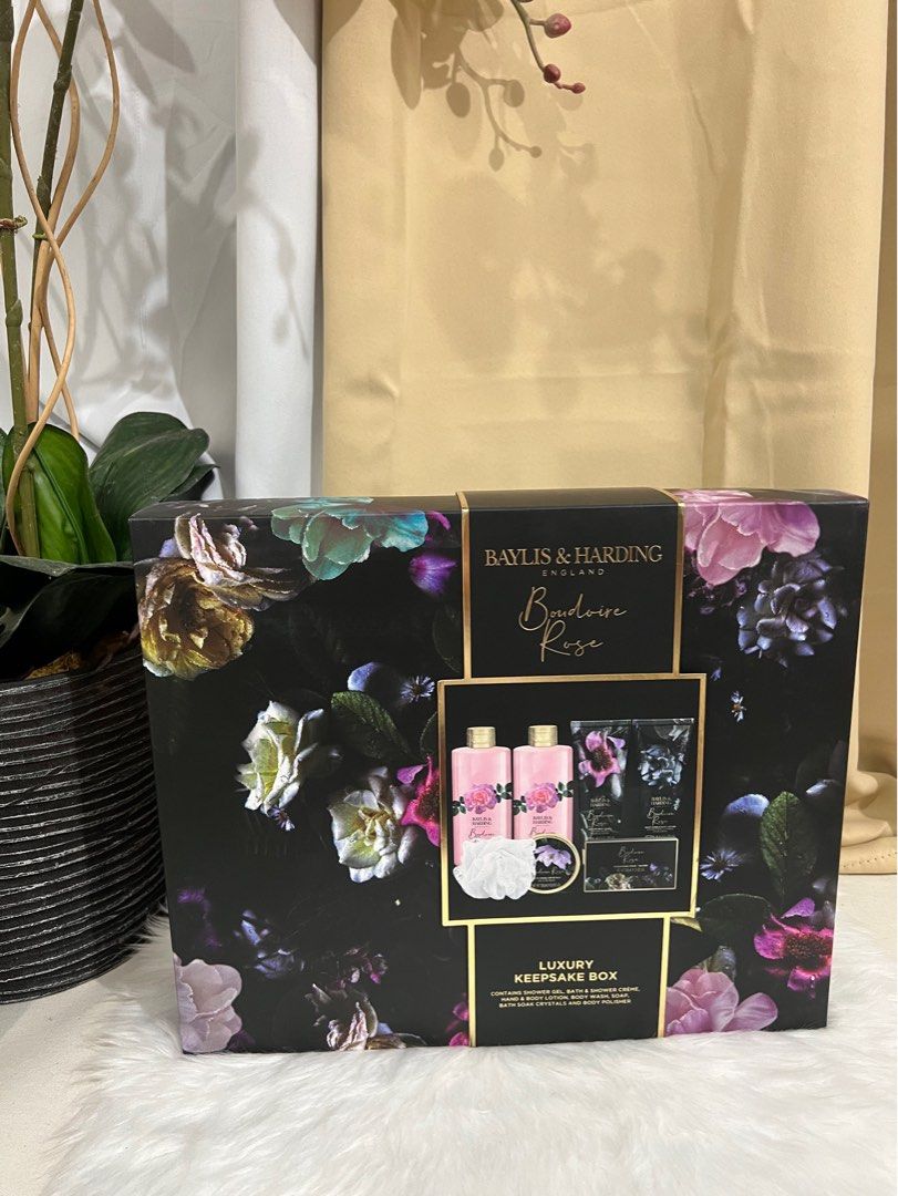 Baylis & Harding Bath Set (Category: Bath) located in Navotas City. Submitted by Tintin2509 (Listing ID 1211501907, Image 1). Description: Orig Authentic On hand.