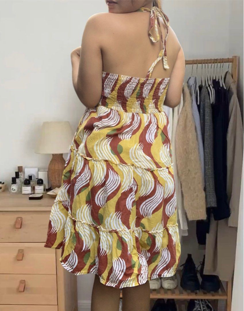 beach dress floral (Category: Dresses) located in Manila. Submitted by BrandedCornerOutlet (Listing ID 1211475181, Image 1). Description: once lang nagamit size is large-XL since smocked namn ung likod rfs: too large on me na. See when worn for reference nalang. super ganda perfect dress this summer ps. kindly visit my bio for seller’s policy. MAKE READING A HABIT. tyia✨ #CarouStyle.