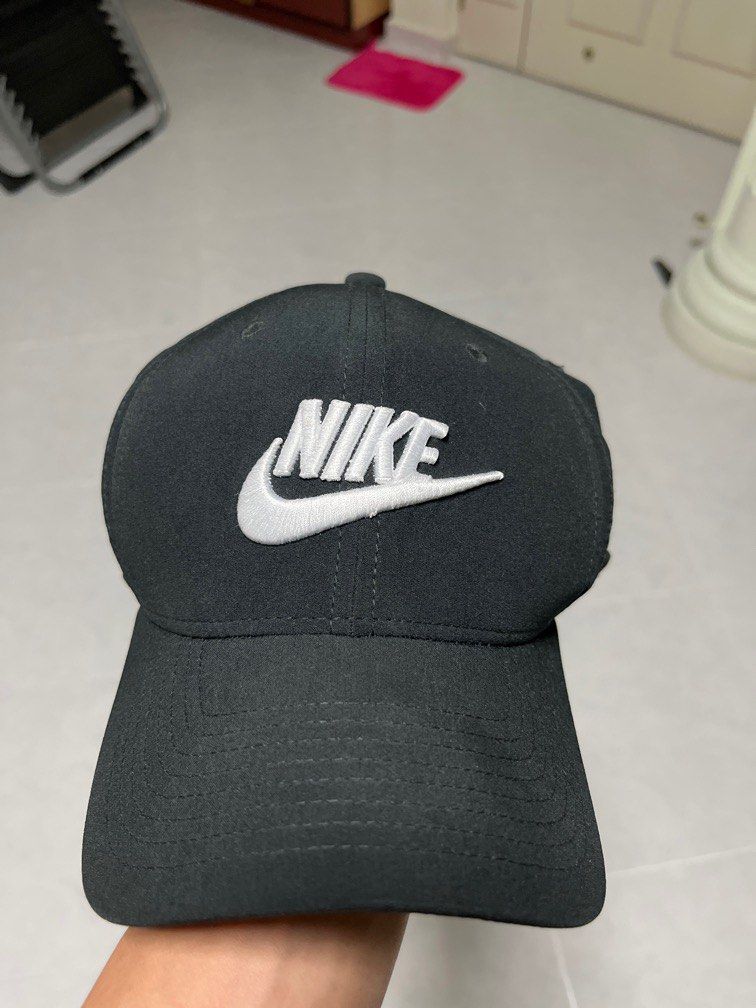 black nike cap for men