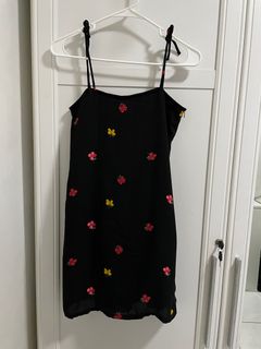 (Category: ) located in . Submitted by thrift.tin (Listing ID 1211495662, Image 1). Description: .