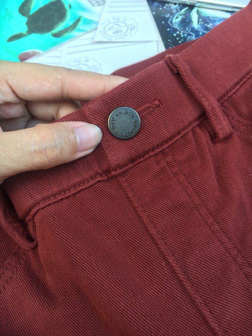Bundle of Uniqlo Jeans (Category: Jeans) located in Manila. Submitted by BrandedCornerOutlet (Listing ID 1211473203, Image 3). Description: get both for 400 Black is up to semi large. Brown is up to medium Visit my account for their dimensions. ps. kindly visit my bio for seller’s policy. MAKE READING A HABIT. tyia✨ #CarouStyle.