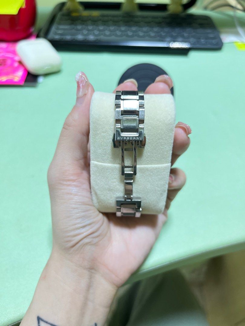 Burberry mother of pearl watch diamonds dial