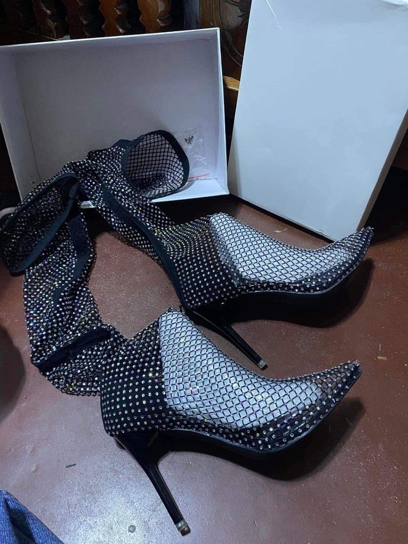 Diamond boots, Women's Fashion, Footwear, Boots on Carousell