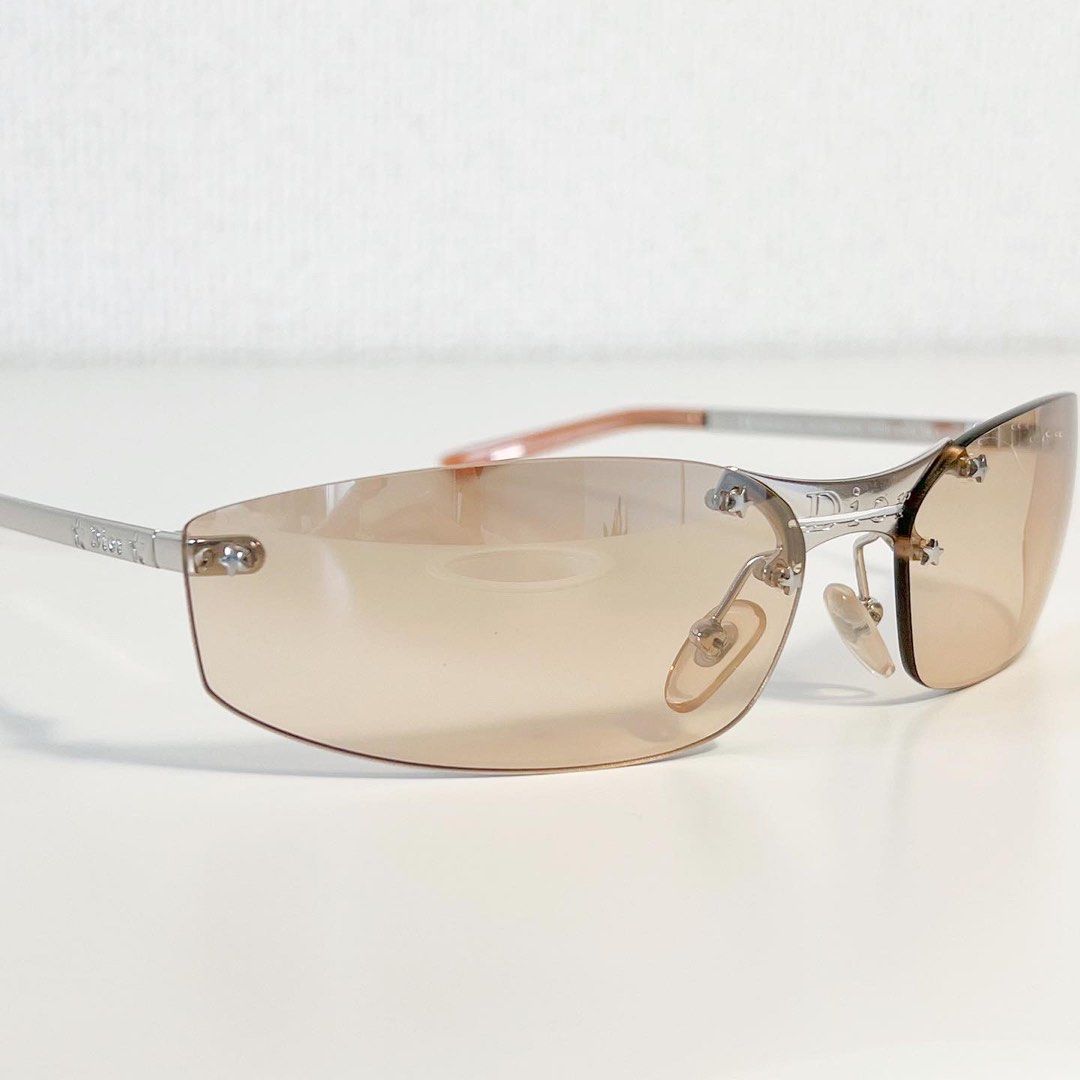 Dior Pop Star Tinted Sunglasses Brown (Category: Sunglasses & Eyewear) located in Makati City. Submitted by kemidayo (Listing ID 1211483233, Image 2). Description: Color: Brown Glass and plastic metal fittings with star details, no rims A favorite of many fashion icons today! The Dior pop star y2k glasses will definitely complete your look! .