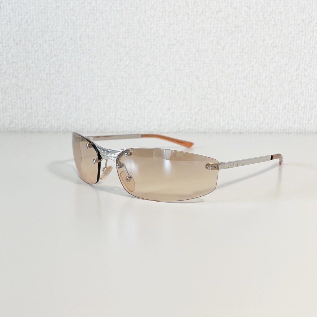 Dior Pop Star Tinted Sunglasses Brown (Category: Sunglasses & Eyewear) located in Makati City. Submitted by kemidayo (Listing ID 1211483233, Image 1). Description: Color: Brown Glass and plastic metal fittings with star details, no rims A favorite of many fashion icons today! The Dior pop star y2k glasses will definitely complete your look! .