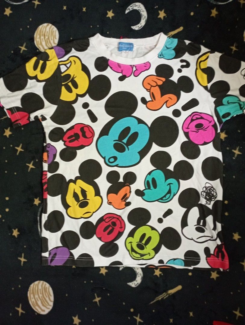 Disney Tokyo Resort Mickey AOP tshirt (Category: Shirts) located in Carmona. Submitted by seberstuff (Listing ID 1211399250, Image 1). Description: 9.5/10 very good condition Small on tag Front - 24.5 inches Width - 19 add shipping.