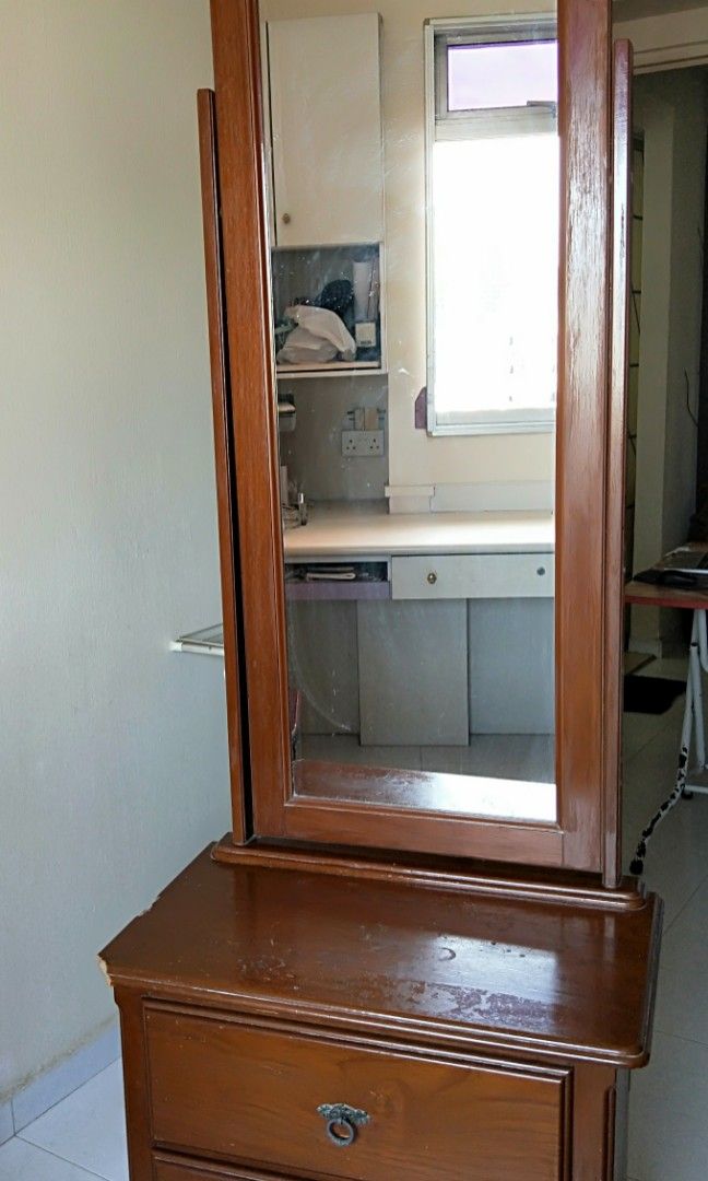 Dressing Table on Carousell