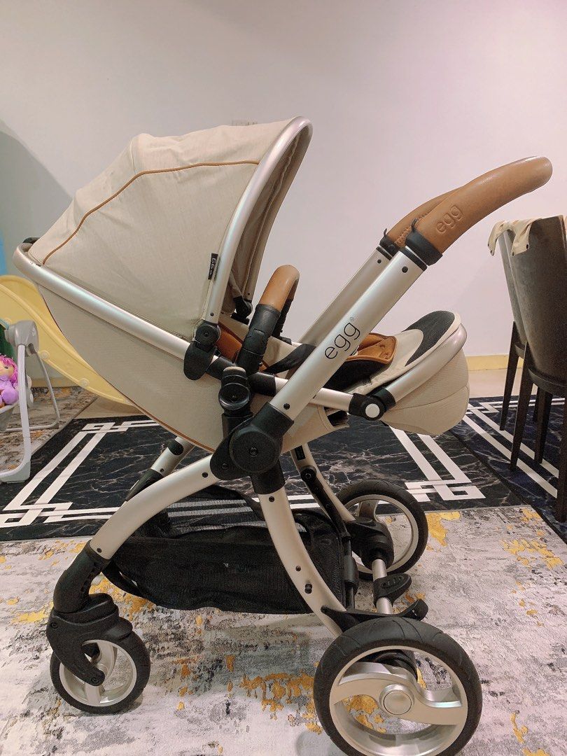 Egg tandem top seat prosecco