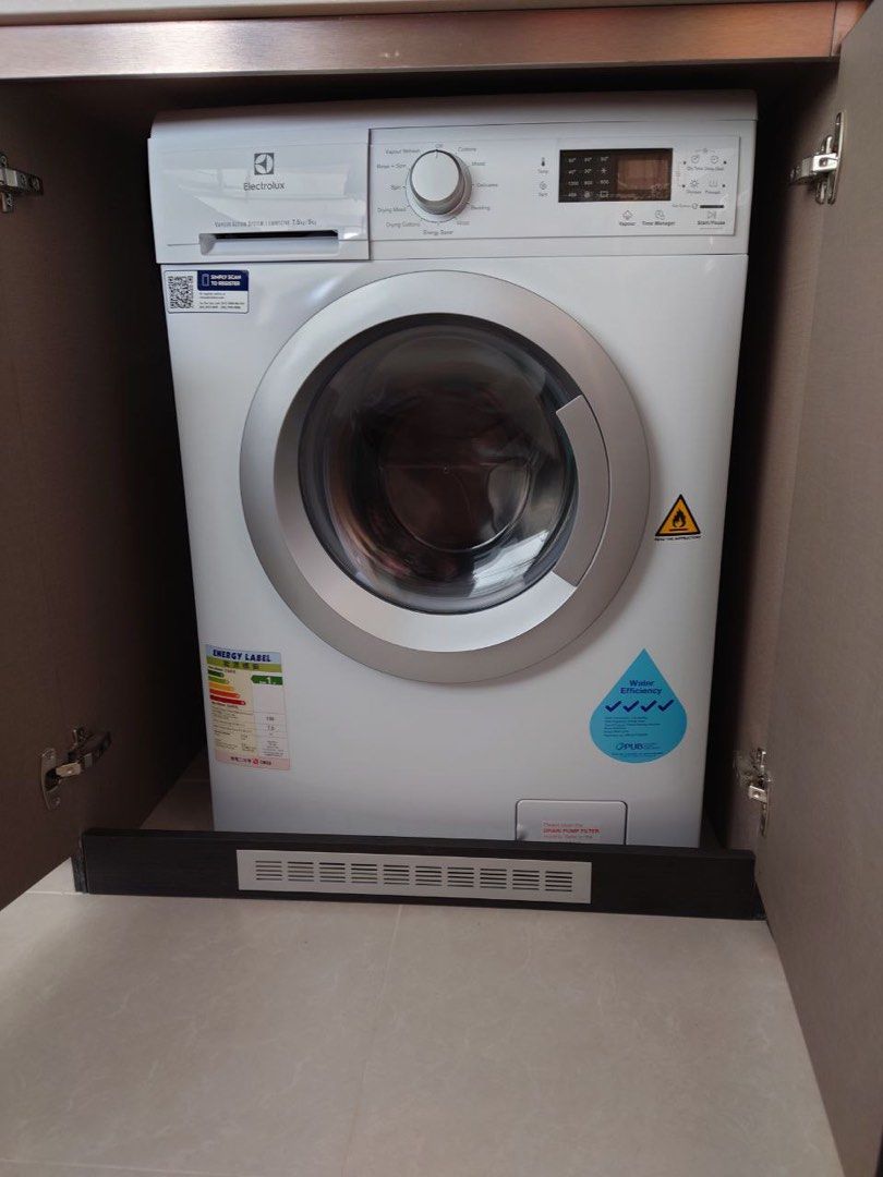 Electrolux Washer Dryer EWW12746, TV & Home Appliances, Washing