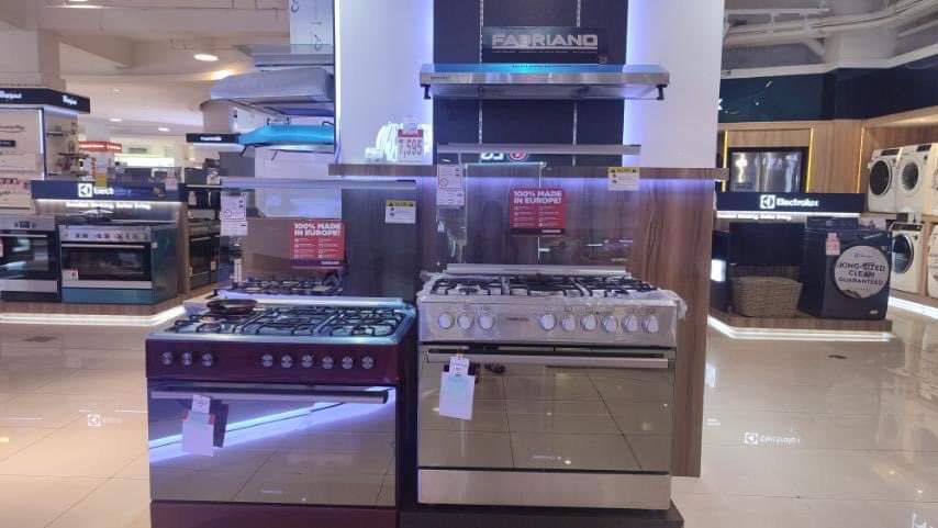 FABRIANO COOKING RANGE (Category: Ovens & Toasters) located in Quezon City. Submitted by annys.online (Listing ID 1211482235, Image 2). Description: FABRIANO GAS RANGE. F9P41G2SS SRP 41,495 Cash 36,500 F9P41G2RD SRP 47,995 Cash 41,900 F9H50E6-SS SRP 49,995 . Cash 43,500 F6S40G2BL SRP 21,995 Cash 19,400 F6TS40G2SSW SRP 27,995 Cash 24,500 F6TS31G2SSH SRP 27,495 Cash 24,200 F6TS40E6-SSW SRP 28,995 Cash 25,500 F5S31G2 SS SRP 19,895 Cash 17,600 F5S40G