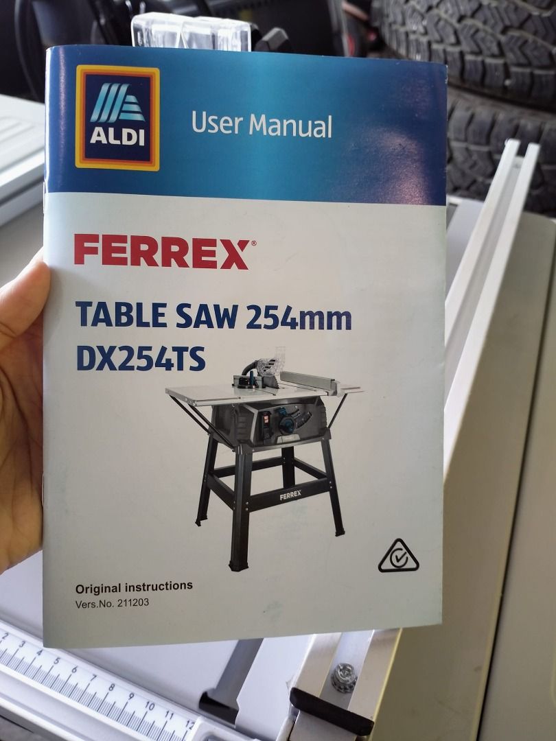 Ferrex Table Saw DX254TS, Commercial & Industrial, Construction Tools