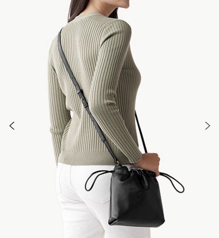 Drawstring crossbody 2025