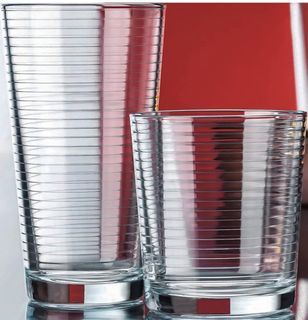 Heavy Base Ribbed Durable Glasses in new condition