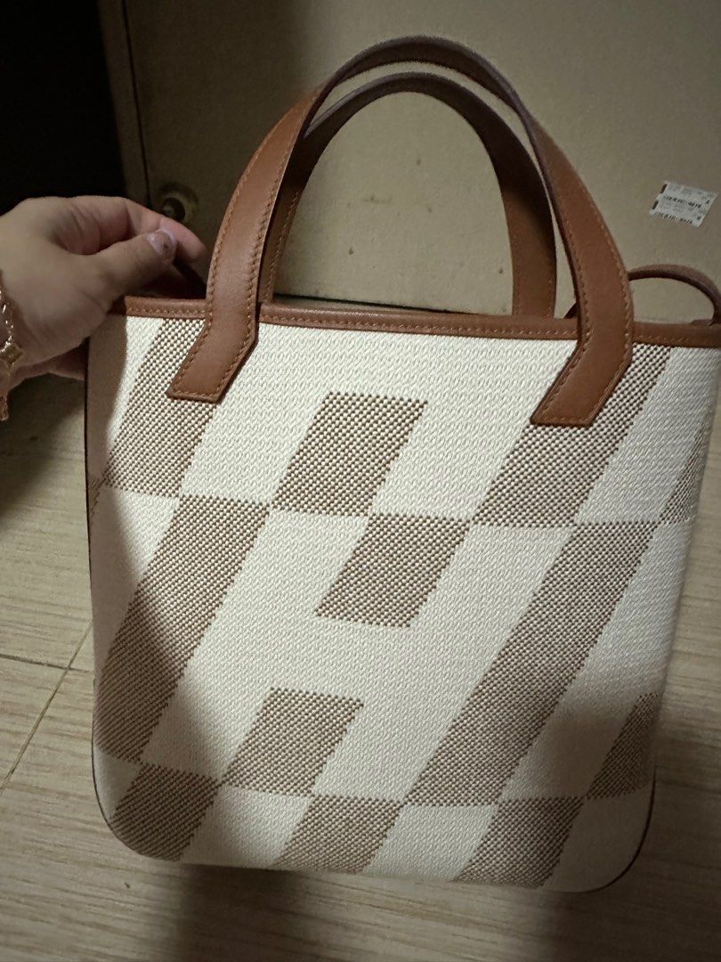 到貨Hold ❤️Hermes cabas tote biais 27, 名牌, 手袋及銀包- Carousell