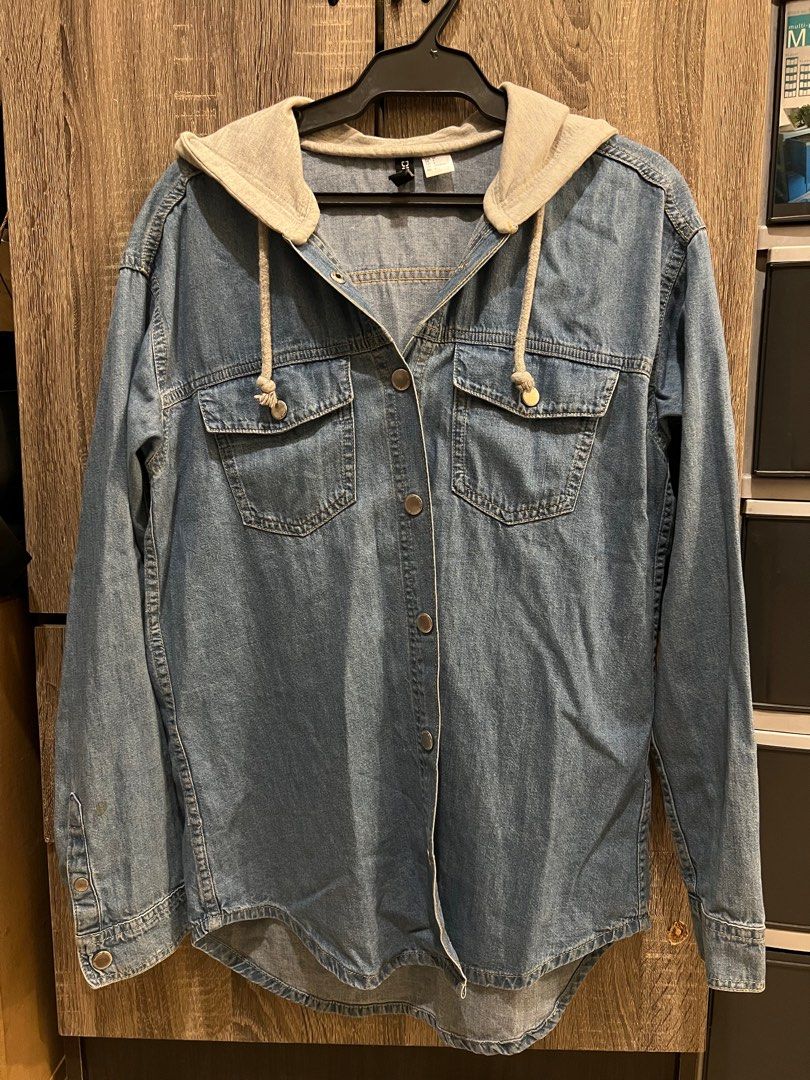 H&M hooded denim jacket, Women's Fashion, Tops, Others Tops on Carousell