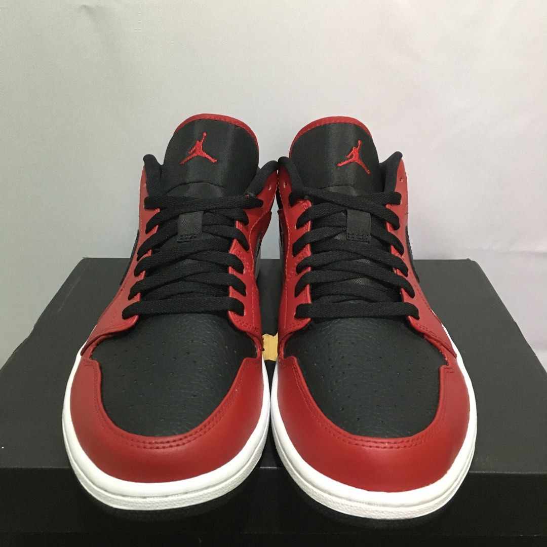 Jordan 1 low Reverse bred pebbled swoosh, Men's Fashion, Footwear