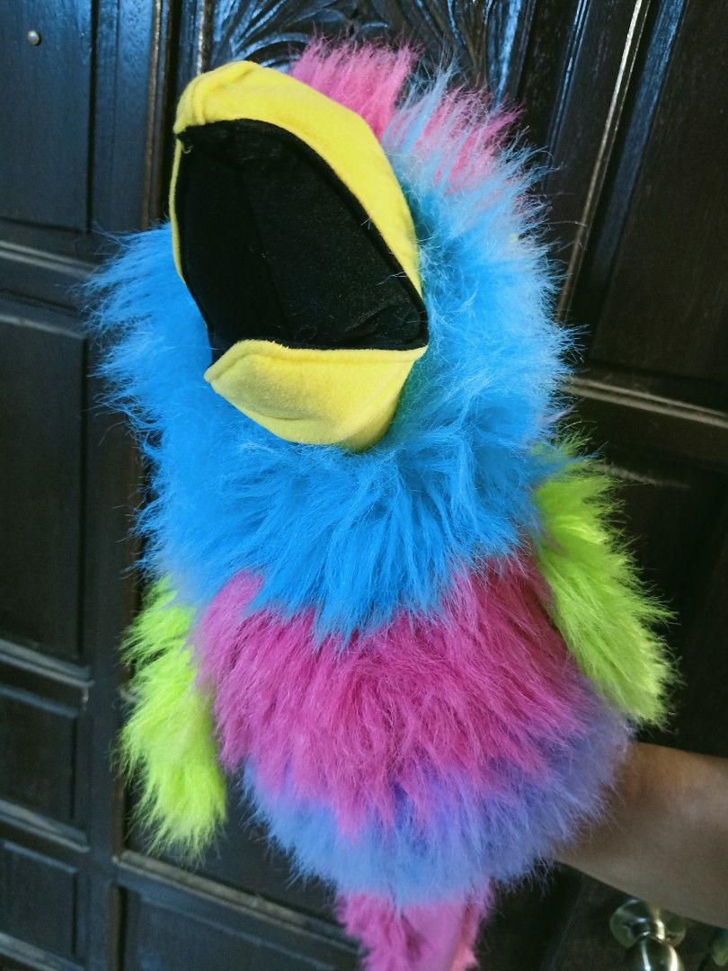 JUMBO COLORFUL BIRD HAND PUPPET, Hobbies & Toys, Toys & Games on Carousell