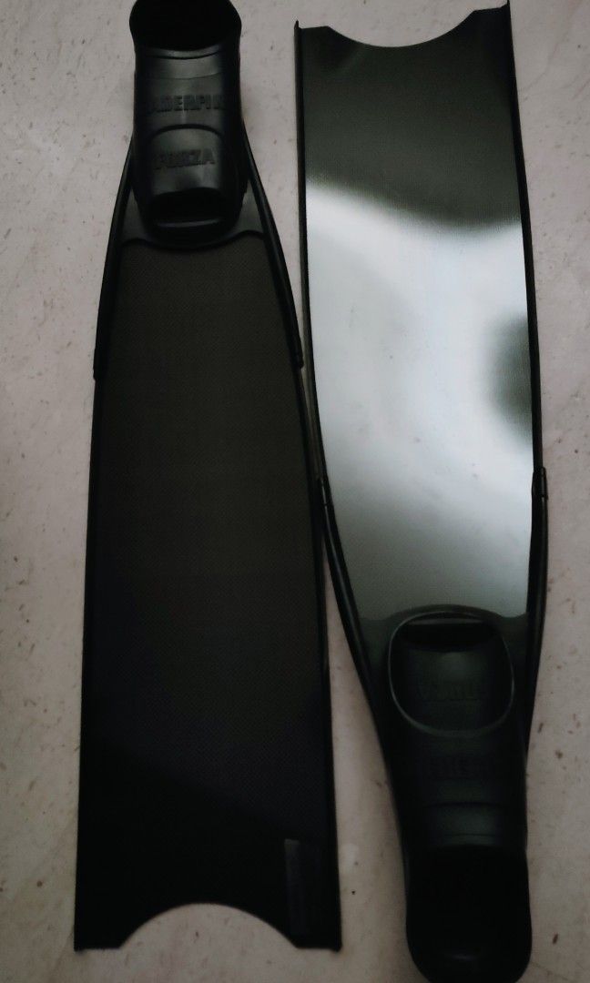 Leaderfins Carbon fibre laminated freediving fins, Sports Equipment