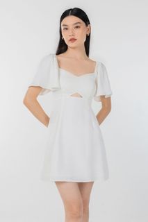 (Category: ) located in . Submitted by savemycloset (Listing ID 1211489475, Image 1). Description: .