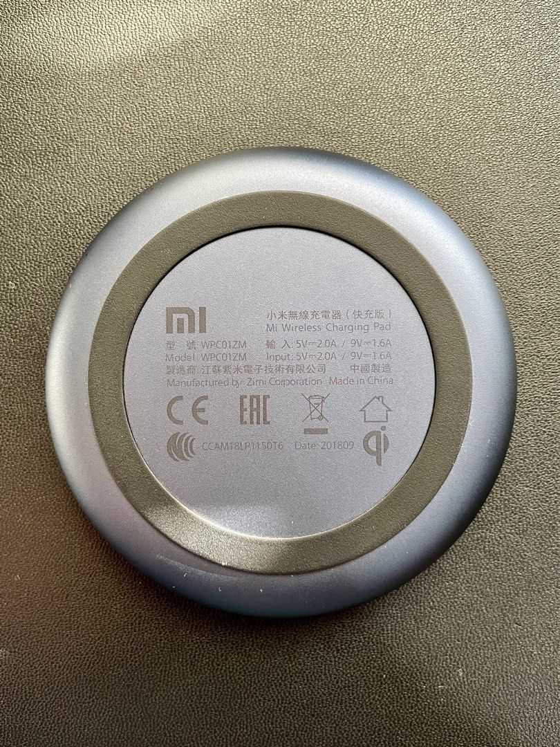 Mi Wireless Charging Pad (Category: Chargers) located in Manila. Submitted by ozn3rol (Listing ID 1211451968, Image 3). Description: Barely used Mi Wireless Charging Pad - comes with USB A to type C cable.