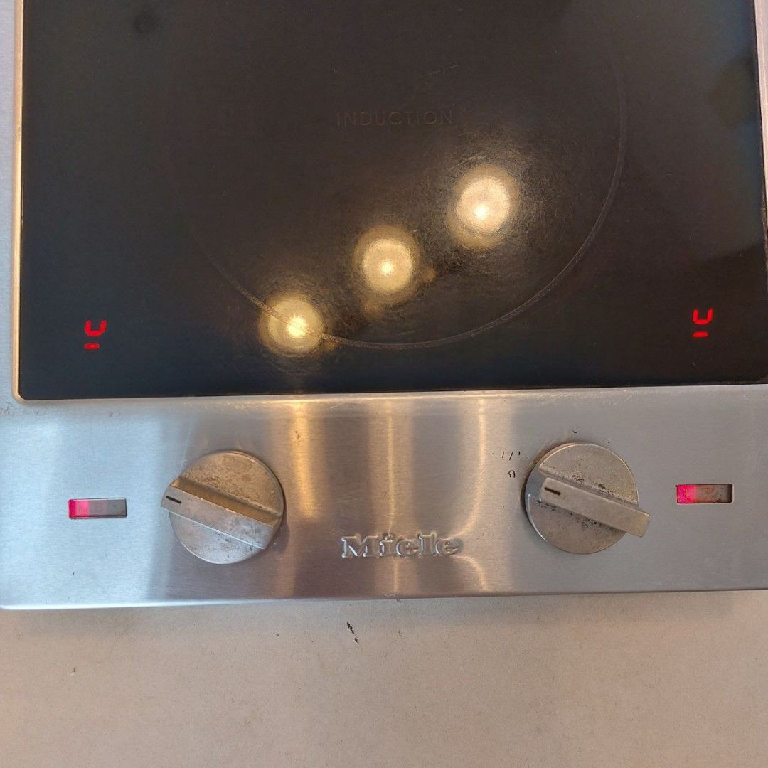 Miele Induction Cooker Hob CS1212, TV & Home Appliances, Kitchen