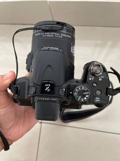Murah, mulus. Nikon coolpix p520
