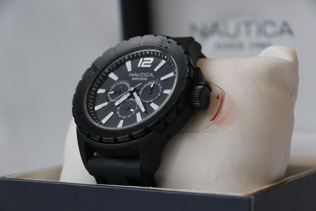 Nautica wr100m top