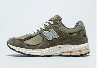 (Category: ) located in . Submitted by __legitsneakerhead__ (Listing ID 1211424607, Image 1). Description: .