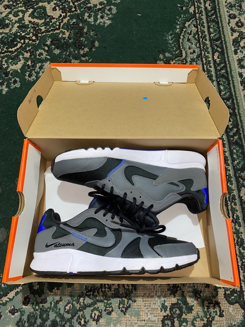 sneakers nike atsuma