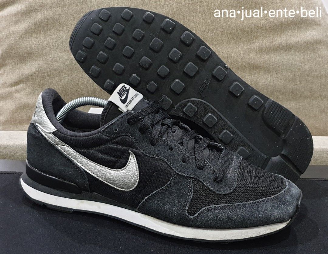NIKE INTERNATIONALIST 9.5uk Classic Retro Men s Fashion